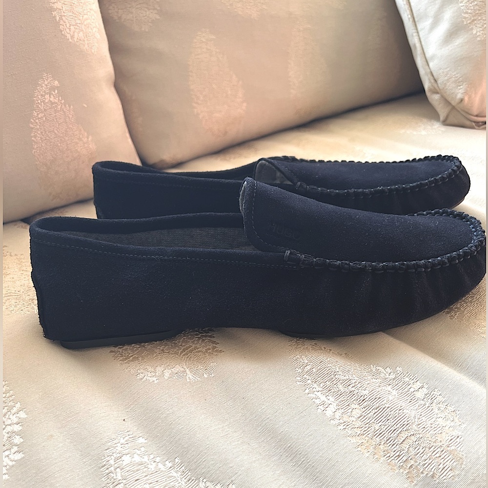 Hugo Boss Men's Moccasin Suede shoes sz 8.5 NEW